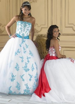 Quince Dresses in Austin
