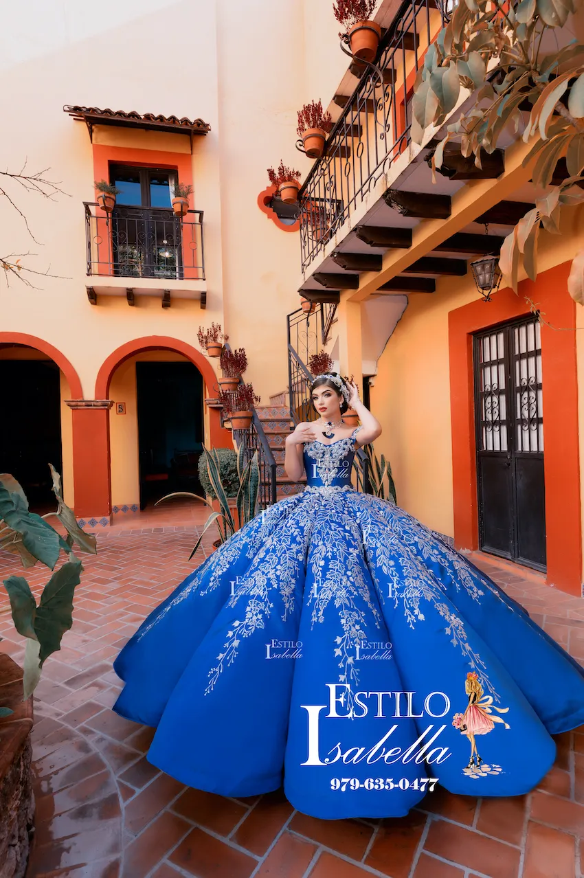 Estilo Isabella Quinceanera Dresses