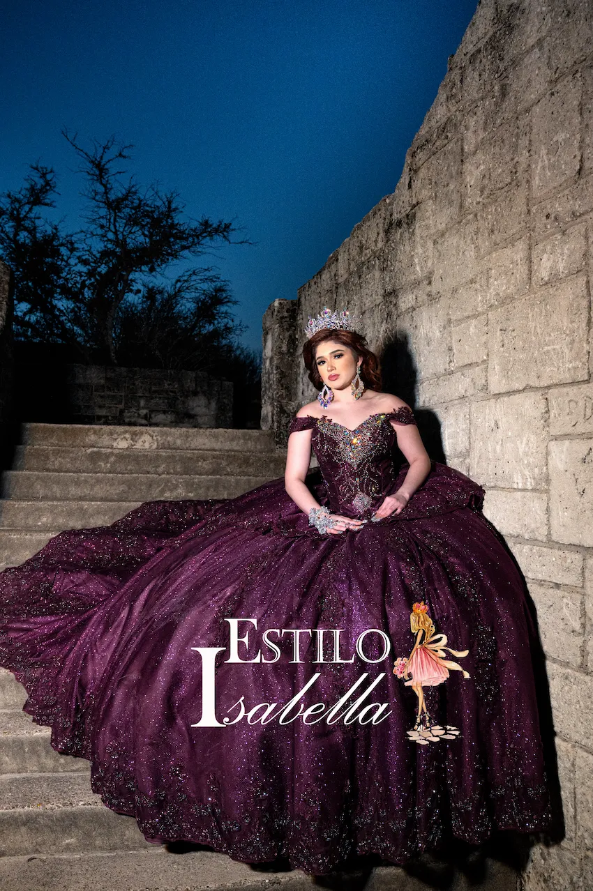 Estilo Isabella XV Dresses